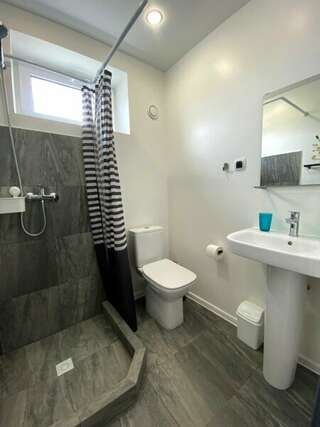 Гостиница Wigwam Судак Улучшенный двухместный номер с 1 кроватью-10